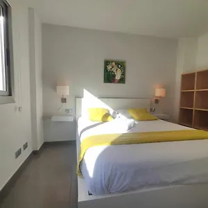 mazi-apartments-08304.catalonia-hotels.com/